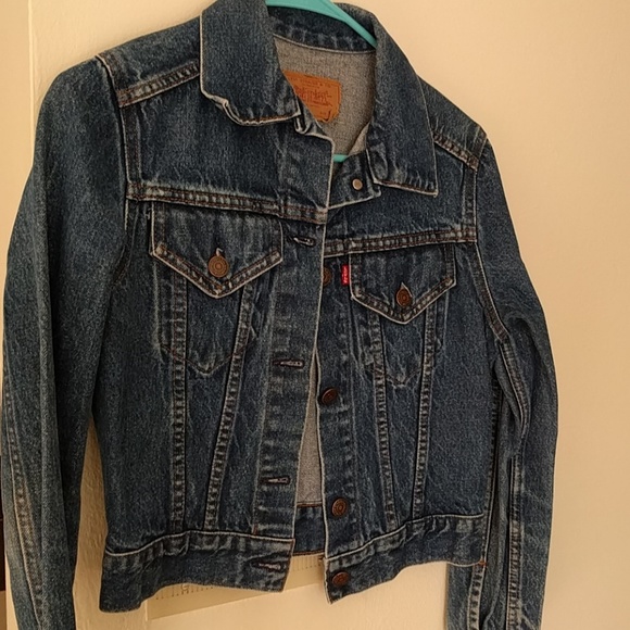 Levi's Jackets & Blazers - Levi's denim jacket